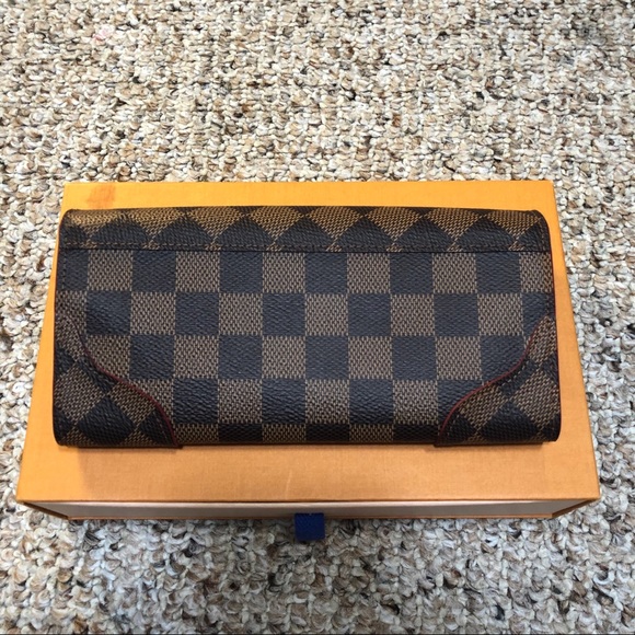 🚫SOLD🚫Louis Vuitton Caissa Wallet - Picture 3 of 13